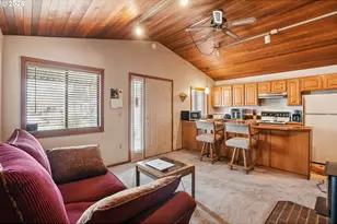 19609 NE Marine Dr, Portland, OR 97230 - Photo 11