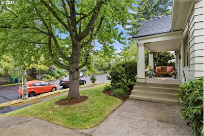 2747 NE Schuyler St, Portland, OR 97212 - Photo 31
