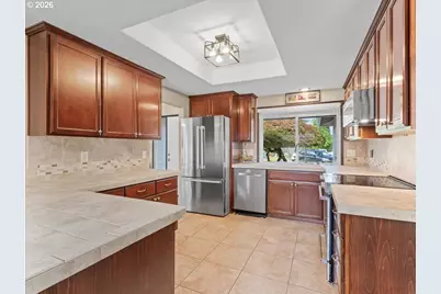 940 NE Baldwin St, Hillsboro, OR 97124 - Photo 11