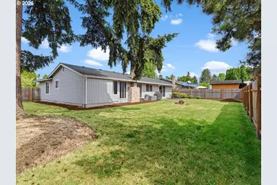 940 NE Baldwin St, Hillsboro, OR 97124 - Photo 29