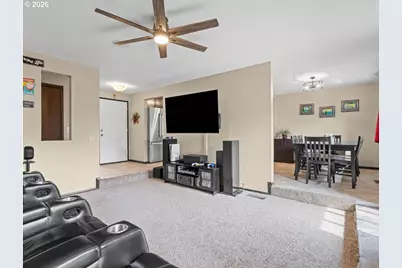 940 NE Baldwin St, Hillsboro, OR 97124 - Photo 7