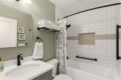 32475 SW Lake Point Ct, Wilsonville, OR 97070 - Photo 33