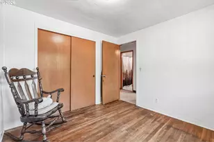892 D St, Independence, OR 97351 - Photo 19