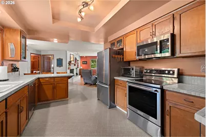 3100 NE Jackson School Rd, Hillsboro, OR 97124 - Photo 27