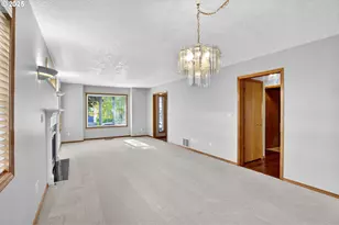 535 NE 24th St, Gresham, OR 97030 - Photo 9