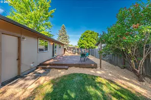 196 Maverick Ave, Eugene, OR 97404 - Photo 35