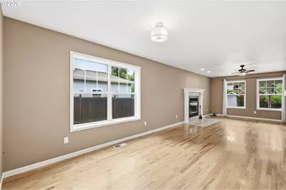 1240 N River Rd, Cottage Grove, OR 97424 - Photo 5
