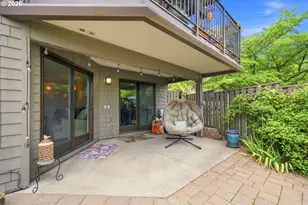 5620 S Riverside Ln, Portland, OR 97239 - Photo 33