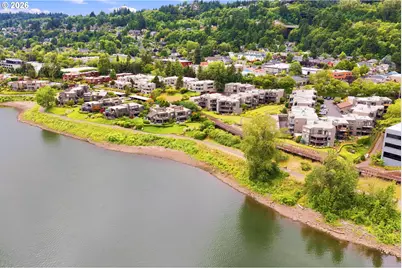 5620 S Riverside Ln #1, Portland, OR 97239 - Photo 41
