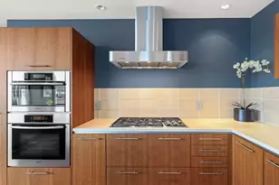 311 NW 12th Ave, Portland, OR 97209 - Photo 19