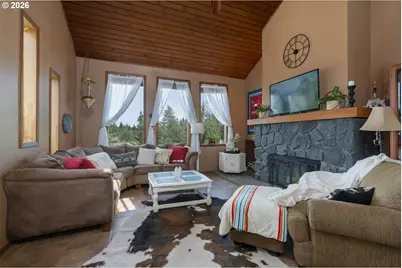 43737 SE Erin Ln, Sandy, OR 97055 - Photo 13