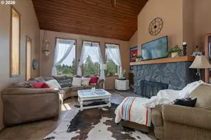43737 SE Erin Ln, Sandy, OR 97055 - Photo 13