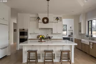 27120 SW Blue Meadow Ln, Sherwood, OR 97140 - Photo 9