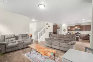 14446 SE Garland Ln, Milwaukie, OR 97267 - Photo 3