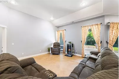 2165 Garfield St, North Bend, OR 97459 - Photo 5