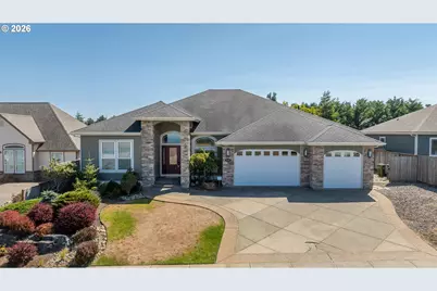 2165 Garfield St, North Bend, OR 97459 - Photo 3