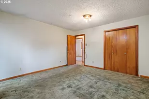 235 9th St, Washougal, WA 98671 - Photo 5