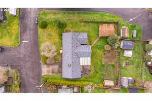 235 9th St, Washougal, WA 98671 - Photo 33