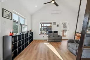 34326 Johnson Landing Rd, Scappoose, OR 97056 - Photo 5