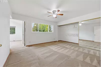 1920 NE View Ct, Gresham, OR 97030 - Photo 25