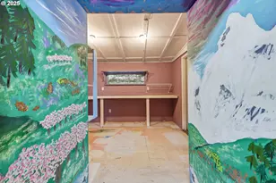 1920 NE View Ct, Gresham, OR 97030 - Photo 35