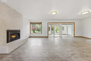 1920 NE View Ct, Gresham, OR 97030 - Photo 11