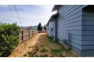 2410 Porter St, Lebanon, OR 97355 - Photo 15