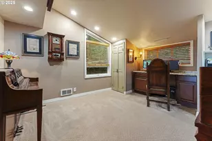 6521 S Corbett Ave, Portland, OR 97239 - Photo 5