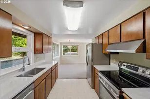 2912 Stanton Ave, North Bend, OR 97459 - Photo 15