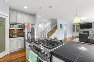 7281 NE Rockridge Pl, Hillsboro, OR 97124 - Photo 19