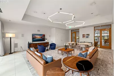 841 S Gaines St #714, Portland, OR 97239 - Photo 9