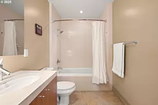 841 S Gaines St, Portland, OR 97239 - Photo 21