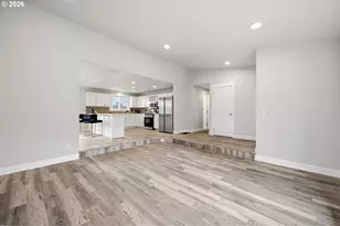 2817 SE 151st Ave, Portland, OR 97236 - Photo 7