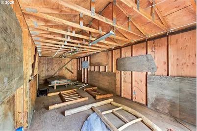 95220 Sitkum Ln, Myrtle Point, OR 97458 - Photo 13