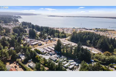 91403 Kellogg Ln, Coos Bay, OR 97420 - Photo 17