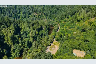 24608 Lower Smith River Rd, Reedsport, OR 97467 - Photo 43