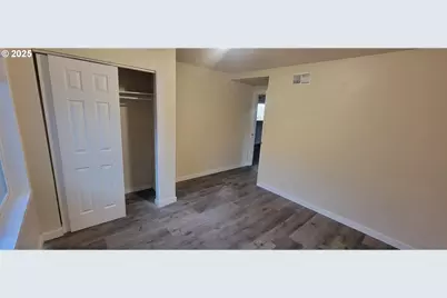 1123 W 2nd St, The Dalles, OR 97058 - Photo 7