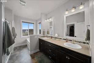 8933 NW Elizabeth Way, Prineville, OR 97754 - Photo 11