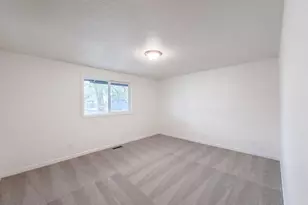 555 Matzen St, Saint Helens, OR 97051 - Photo 3
