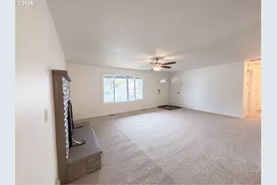 555 Matzen St, Saint Helens, OR 97051 - Photo 15