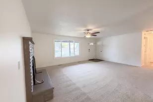555 Matzen St, Saint Helens, OR 97051 - Photo 15