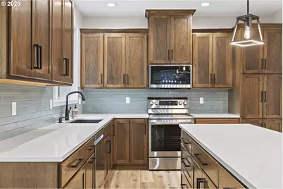405 Blue Jay Ave, Forest Grove, OR 97116 - Photo 5