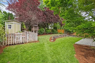 405 Blue Jay Ave, Forest Grove, OR 97116 - Photo 39