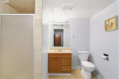 15909 NE Morris St, Portland, OR 97230 - Photo 19