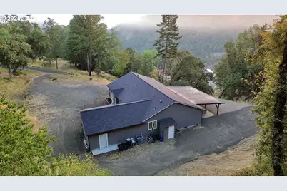 477 Palisade Dr, Roseburg, OR 97471 - Photo 39