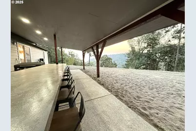 477 Palisade Dr, Roseburg, OR 97471 - Photo 5