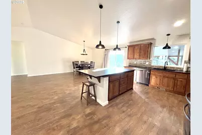 477 Palisade Dr, Roseburg, OR 97471 - Photo 15