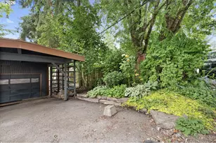 5345 SW Arnold St, Portland, OR 97219 - Photo 3