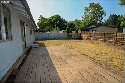 1873 NE 10th Ave, Hillsboro, OR 97124 - Photo 21