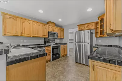 14223 NW 28th Pl, Vancouver, WA 98685 - Photo 17